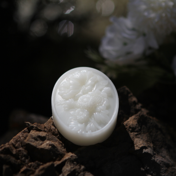 Tibetan Pure Yak Milk Soap - Image 2